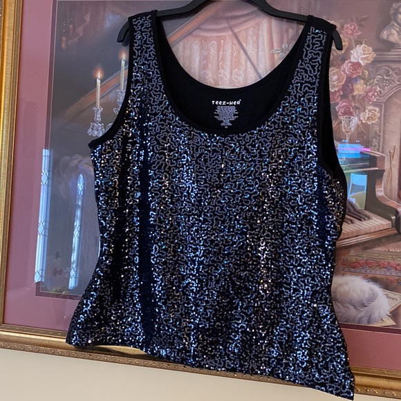 TEEZ-HER sequins top - Picture 8 of 9